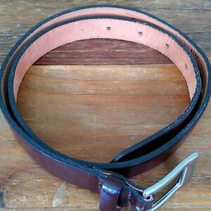 Brooks Brothers 33" adjustable leather belt brown leather